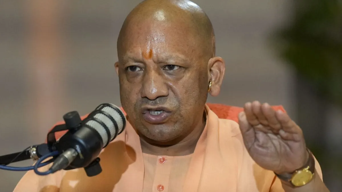 cm-yogi